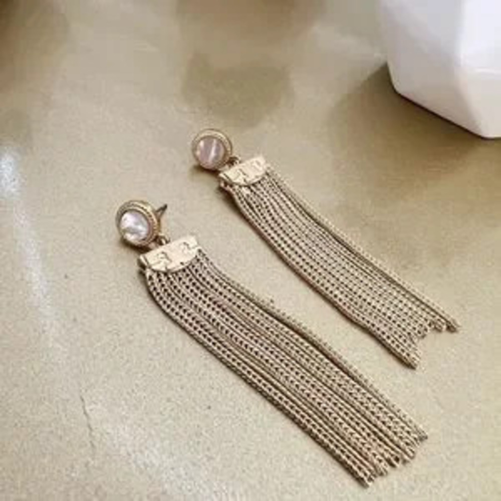 Price Firm- TORY BURCHSilvertone Earrings